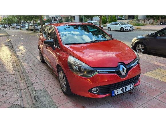 Renault Clio 1.2 Joy 2015 Model  194.000 km hasar kayıtsız