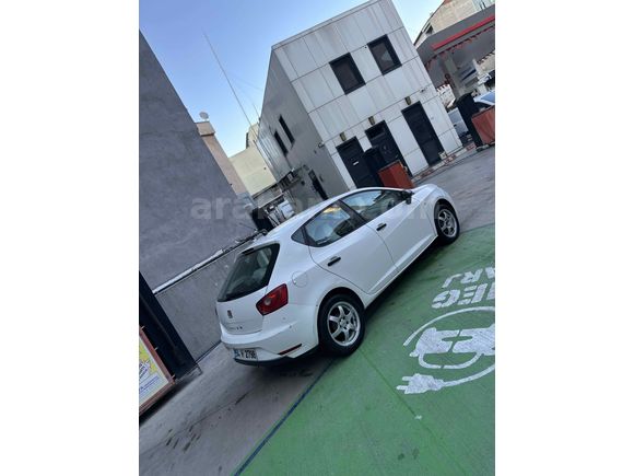 Sahibinden Seat Ibiza 1.4 Reference 2015 Model  aile aracı 
