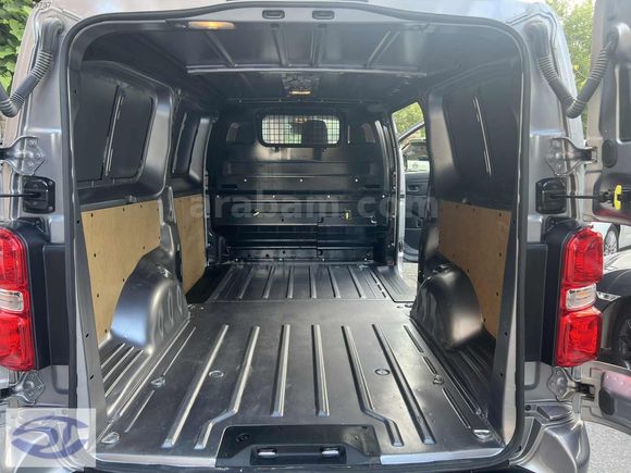 2025 JUMPY 2.0 BlueHDİ-8 İLERİ+GÜVENLİK PAKETLİ-HATASIZ-26 700KM