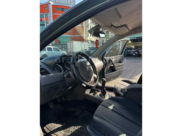 Sahibinden Renault Megane 1.5 dCi Dynamique 2004 Model 