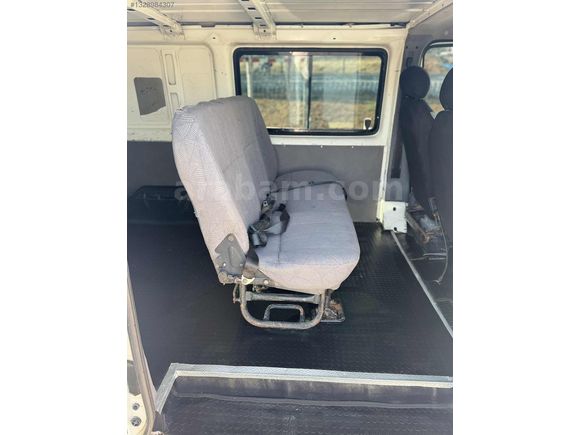 AK OTOMOTİVDEN 2004 MODEL 5+1 MAKSI