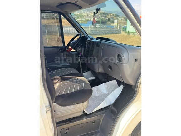 AK OTOMOTİVDEN 2004 MODEL 5+1 MAKSI
