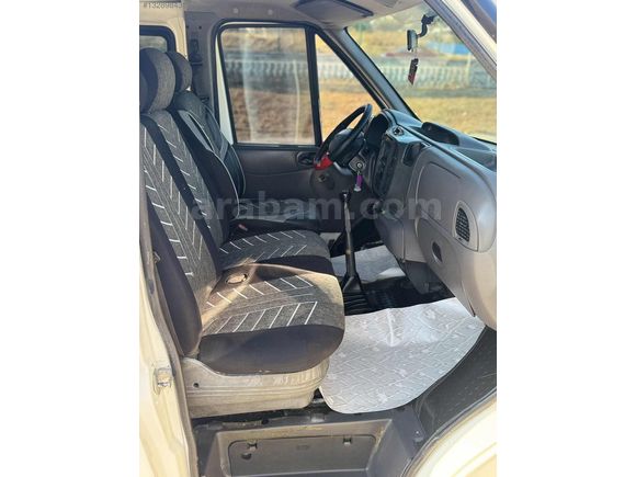 AK OTOMOTİVDEN 2004 MODEL 5+1 MAKSI