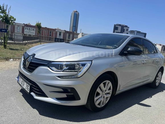 Sahibinden Renault Megane 1.3 TCe Touch 2025 Model 