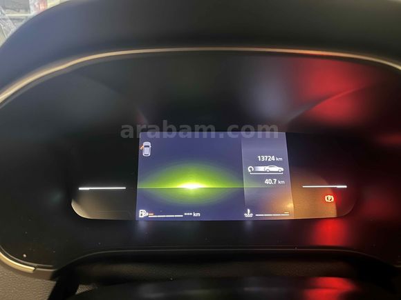 Sahibinden Renault Megane 1.3 TCe Touch 2025 Model 