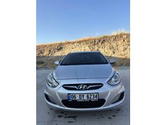 Sahibinden Hyundai Accent Blue 1.6 CRDI Mode 2012 Model 
