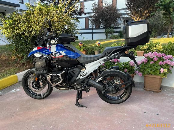 Hatasız boyasız yetkili servis bakımlı