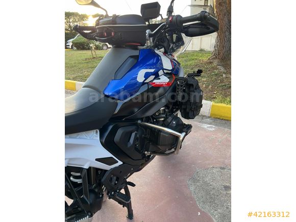 Hatasız boyasız yetkili servis bakımlı