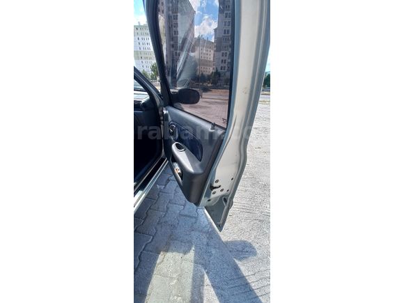 Clio 1.4 16 walf klimalı 2001 Model