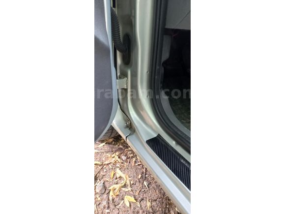 Clio 1.4 16 walf klimalı 2001 Model