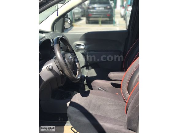 ENRİKO ALİBERTİ'den Dacia Dokker 1.5 DCI Stepway 95 hp