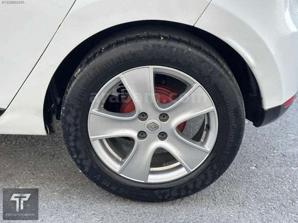 TAŞTAN OTOMOTİV'DEN 200BİN KM'DE 2013 MODEL 1.5DCİ İCON CLİO