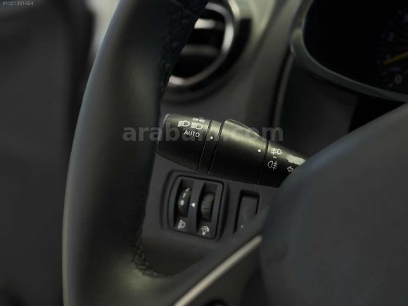 2015 RENAULT CLİO 240 BİN KM İCON ANAHTARSIZ GİRİŞ KATLANIR AYNA