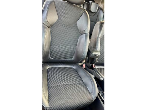 2018 MODEL HATASIZ BOYASIZ 118'BİN KM
