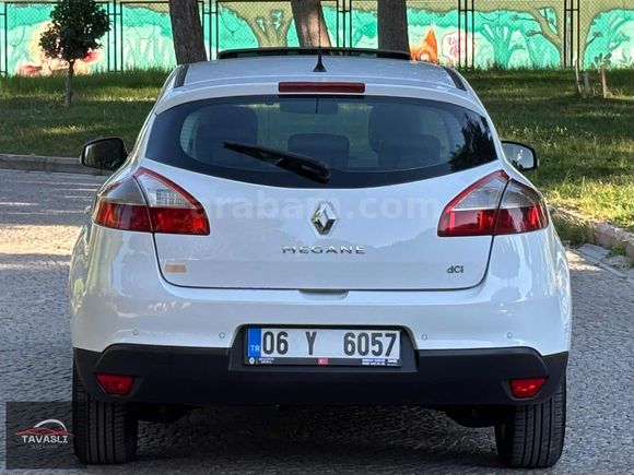 İLK SAHİBİNDEN SUNROOF LU TEMİZ MEGANE