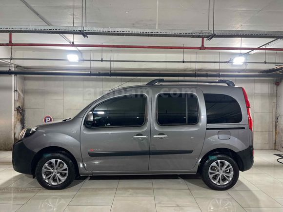 Sahibinden Renault Kangoo Multix 1.5 dCi Extreme 2013 Model 