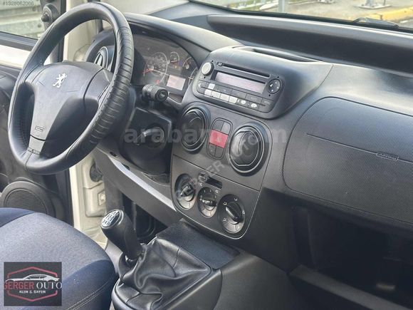 GERGER AUTO DEĞİŞENSİZ ÇİFT SÜRGÜ KLİMALI