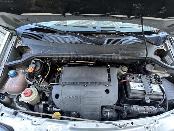 2005 MODEL 1.3 İLK SAHİP SERVİS BAKIMLI SADECE 107 BİN KM