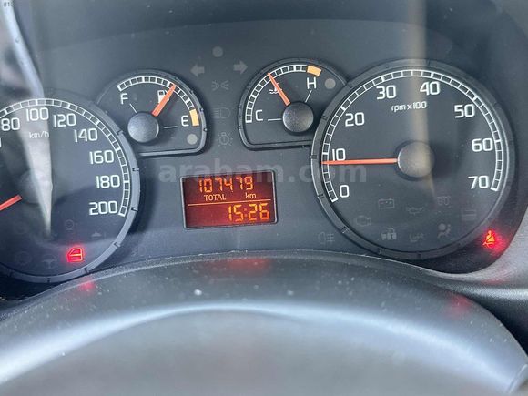 2005 MODEL 1.3 İLK SAHİP SERVİS BAKIMLI SADECE 107 BİN KM