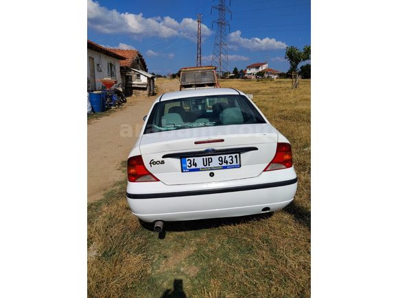 Sahibinden Ford Focus 1.6 Ambiente 2004 Model