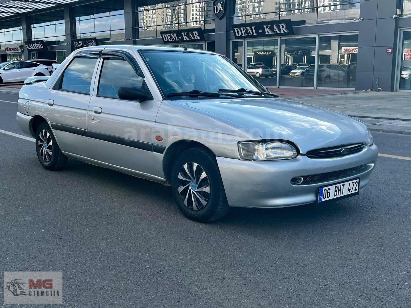 Galeriden Ford Escort 1.6 CL 1997 Model Ankara 59.000 km Gri 4