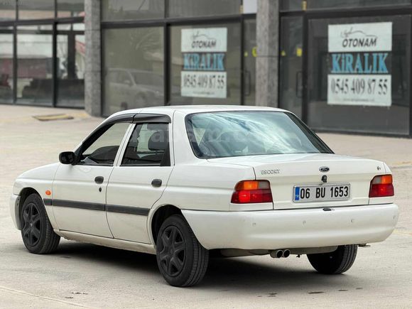 2000 ESCORT KLİMA BENZİN LPG TEMİZZ