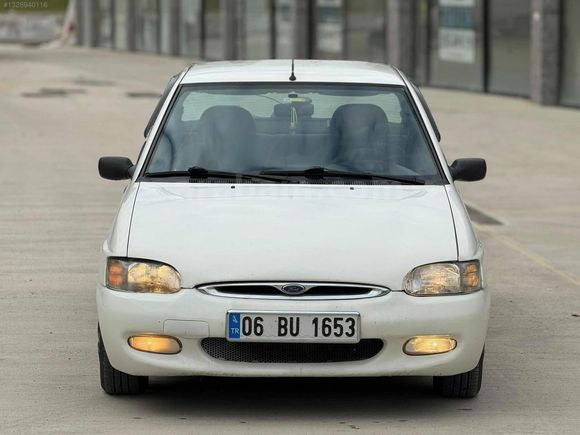 2000 ESCORT KLİMA BENZİN LPG TEMİZZ