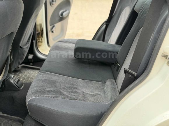 2000 ESCORT KLİMA BENZİN LPG TEMİZZ