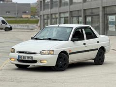 2000 ESCORT KLİMA BENZİN LPG TEMİZZ