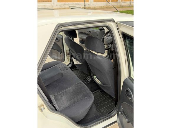 2000 ESCORT KLİMA BENZİN LPG TEMİZZ