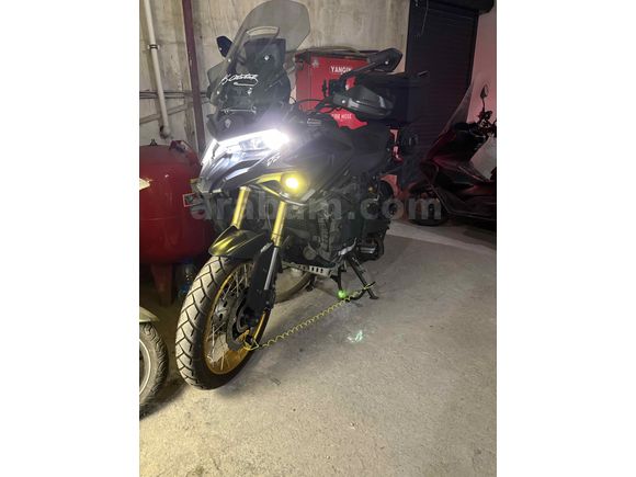 Dolu dolu Voge 625 DSX 