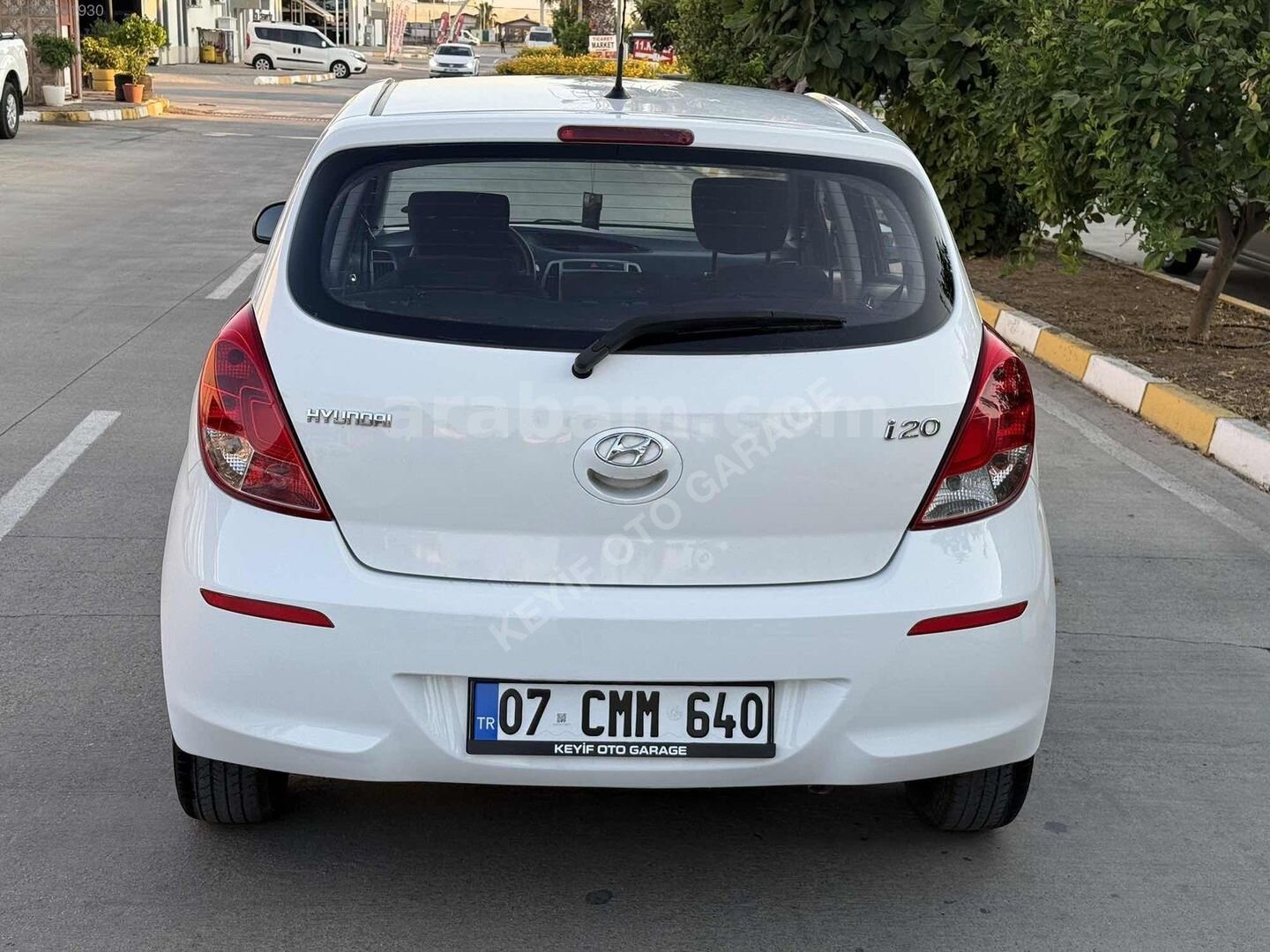 Galeriden Hyundai i20 1.2 D-CVVT Jump 2013 Model Antalya 173.000 km Beyaz 6
