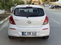 CAM GİBİ HYUNDAİ İ20 BENZİN