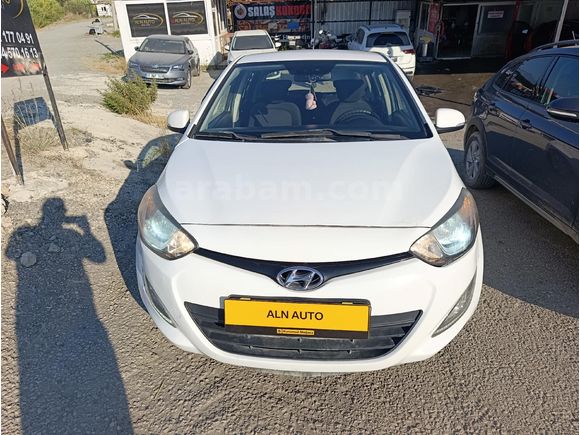 Hundai i20 bakımlı