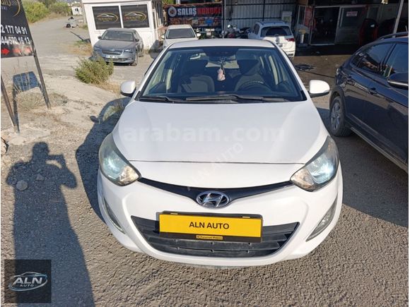 Hundai i20 bakımlı