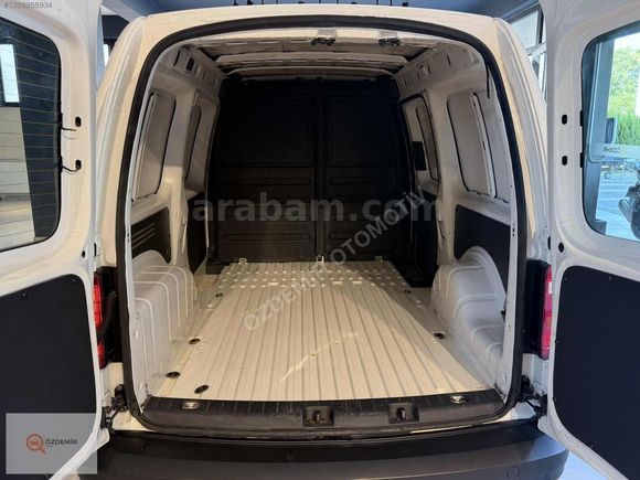 ÖZDEMİR" 2019 VW CADDY 2.0 TDİ SCR BMT MAXİ 211.000 KM