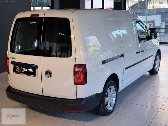 ÖZDEMİR" 2019 VW CADDY 2.0 TDİ SCR BMT MAXİ 211.000 KM