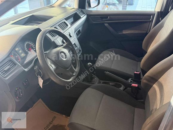 ÖZDEMİR" 2019 VW CADDY 2.0 TDİ SCR BMT MAXİ 211.000 KM