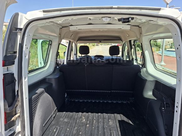 Sahibinden Renault Kangoo Express 1.5 dCi Maxi 2012 Model