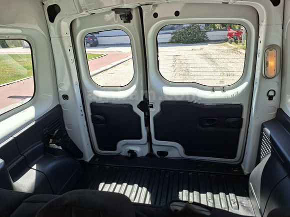 Sahibinden Renault Kangoo Express 1.5 dCi Maxi 2012 Model