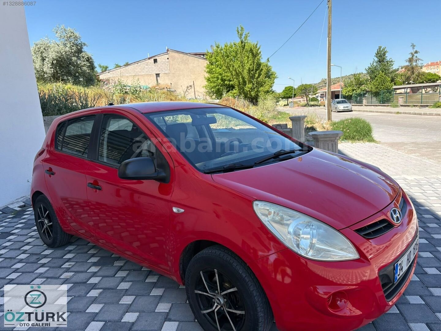 Galeriden Hyundai i20 1.2 MPI Team 2010 Model Nevşehir 349.000 km Kırmızı 2