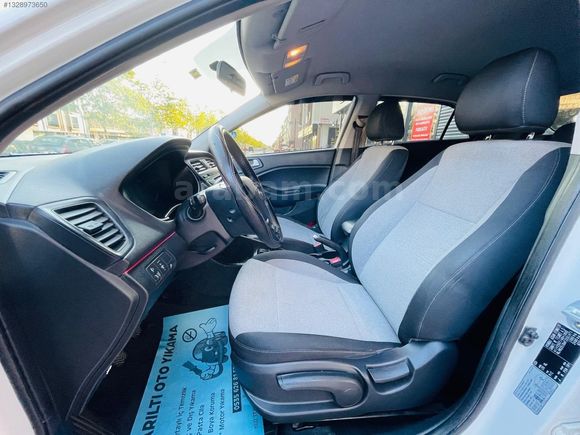 DEĞİŞENSİZ 2015 MODEL İ20 STYLE 127.000 KM