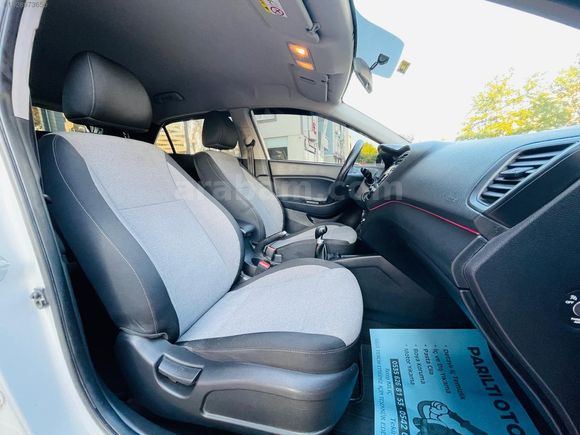 DEĞİŞENSİZ 2015 MODEL İ20 STYLE 127.000 KM