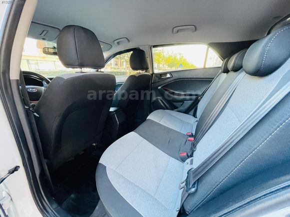DEĞİŞENSİZ 2015 MODEL İ20 STYLE 127.000 KM