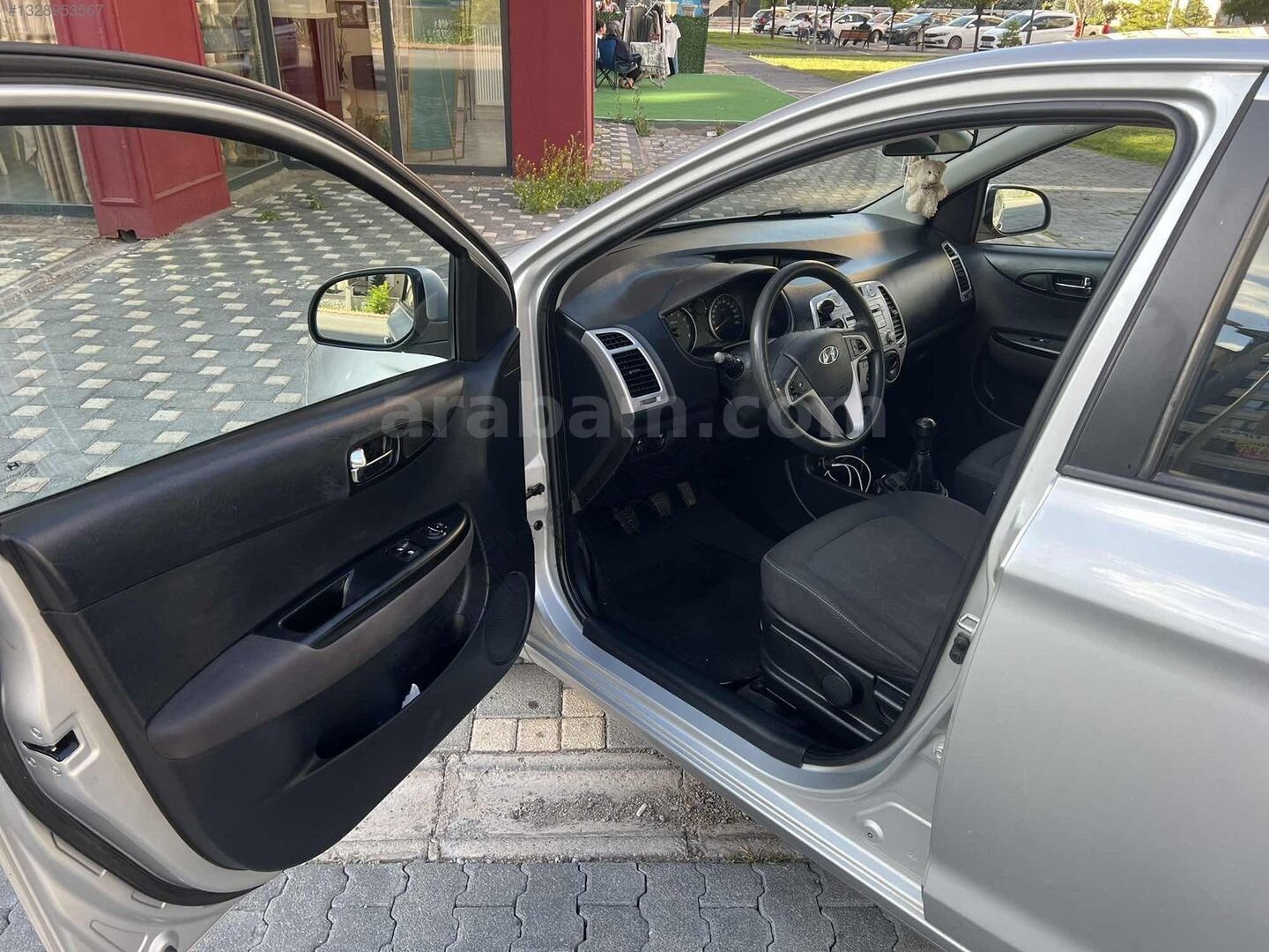Galeriden Hyundai i20 1.2 MPI Team 2011 Model Kayseri 128.000 km Gri 3