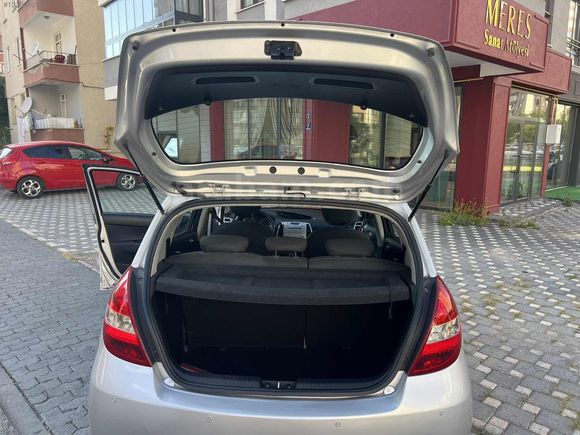 İLK SAHİBİNDEN 128.000 KM i20