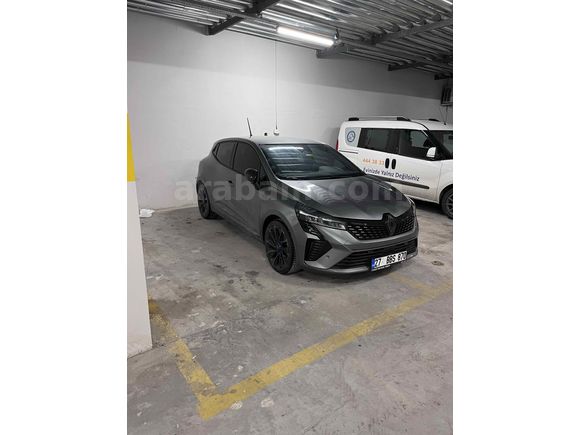Sahibinden Renault Clio 1.0 TCe Techno Esprit Alpine 2025 Model 