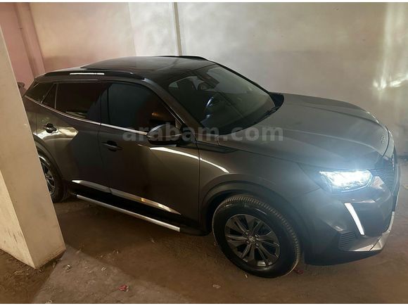Sahibinden Peugeot 2008 1.2 PureTech Active Skypack 2021 Model  82.000 km Gri (titanyum)