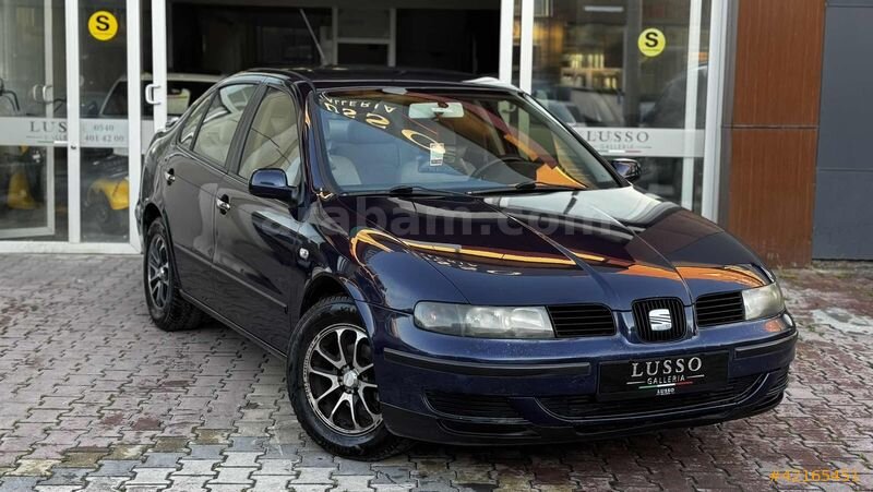 Galeriden Seat Toledo 1.6 Stella 2001 Model Konya 333.000 km Lacivert