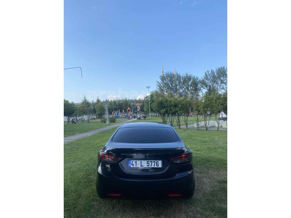 Sahibinden Hyundai Elantra 1.6 D-CVVT Mode 2011 Model 